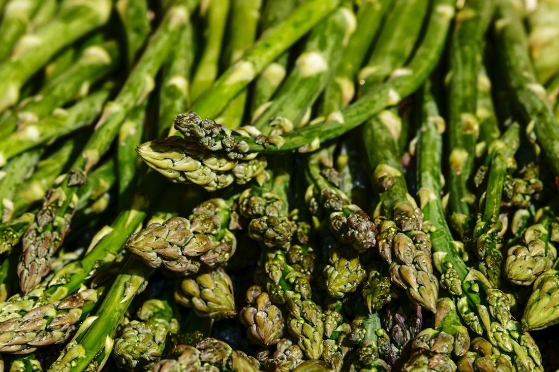 Focaccia di Ceci con Asparagi selvatici