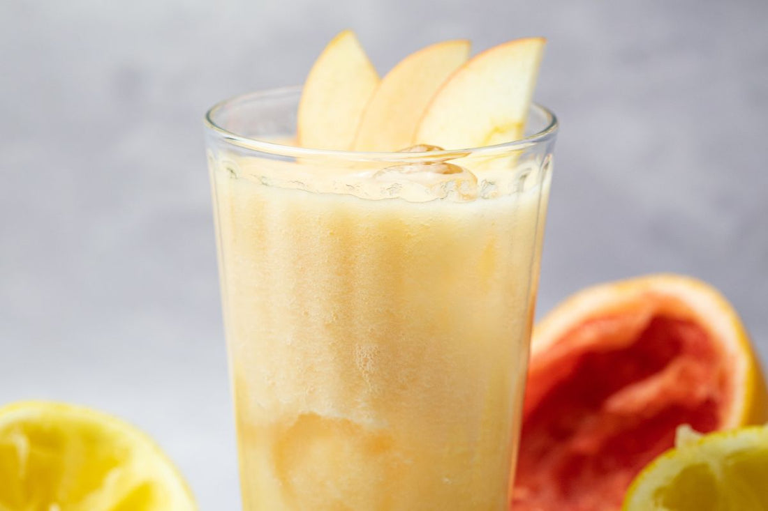 Frullato di mele con yogurt e miele