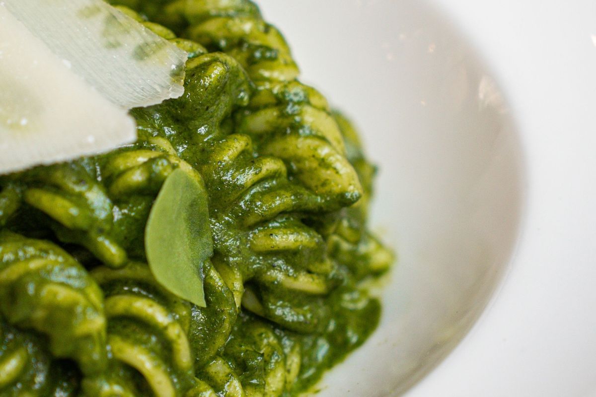 Fusilli con ricotta, zucchine, aranacia