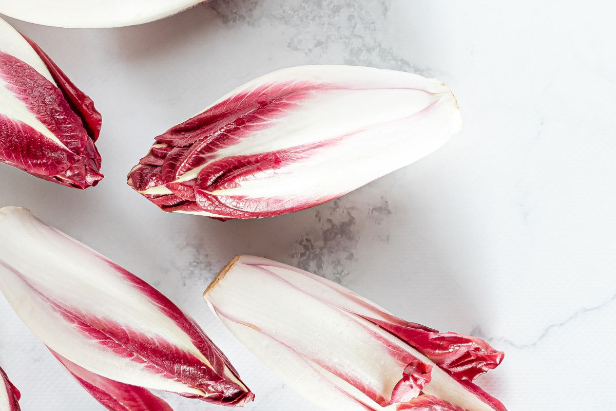 Radicchio al forno con formaggio stagionato