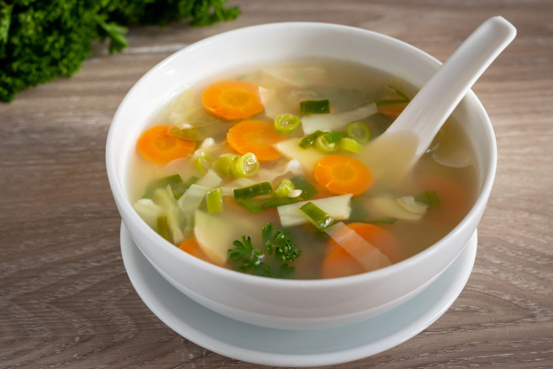Zuppa leggera con verdure di PRIMAVERA