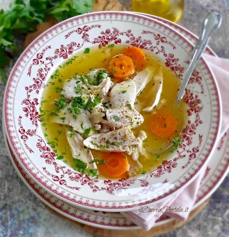 pollo in brodo leggero